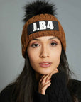 SPEAKING POMPON LUREX CAMEL BEANIE