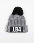 SPEAKING POMPON WOOL GRAY BEANIE