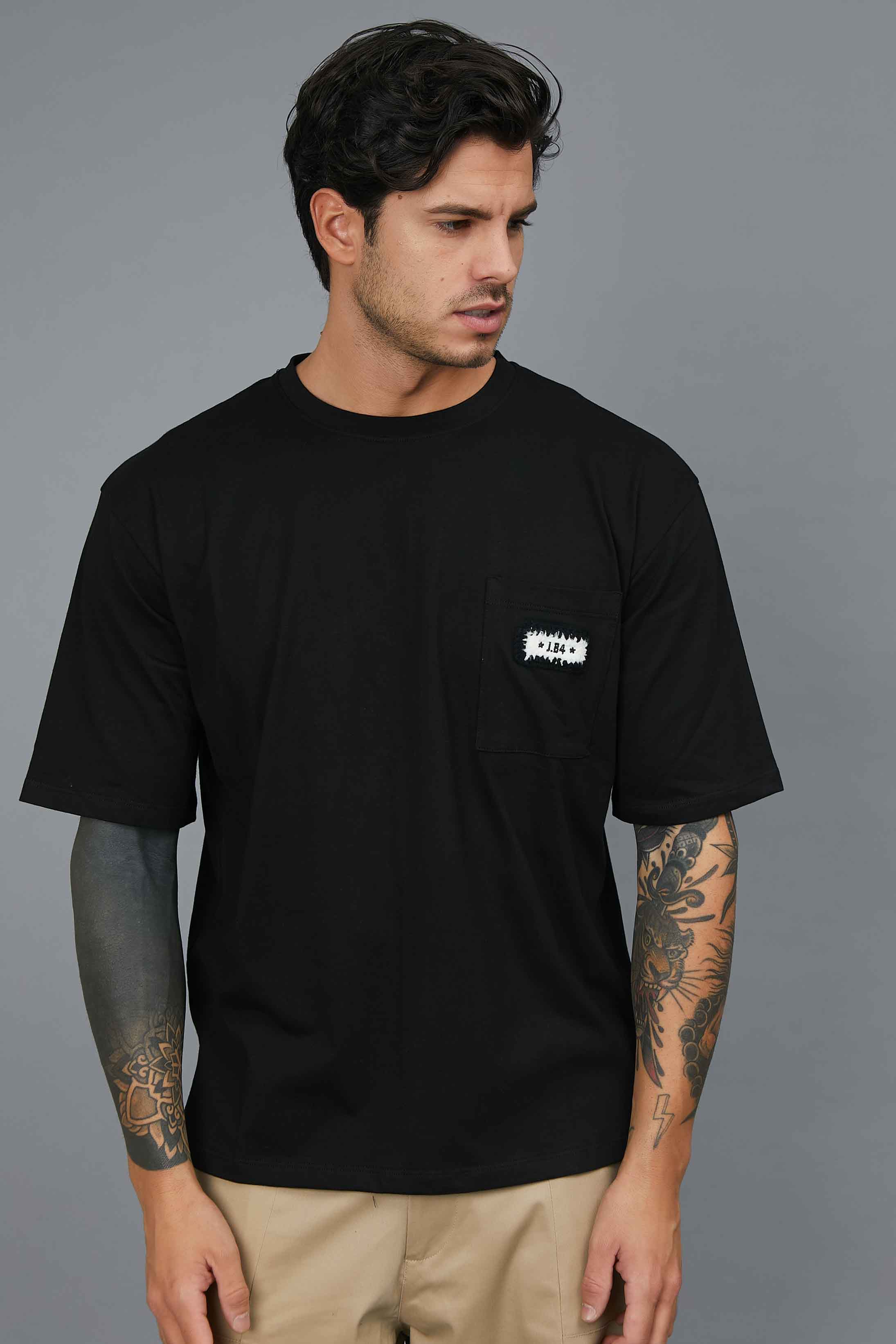 T-SHIRT WITH POCKET AND NEW LOGO