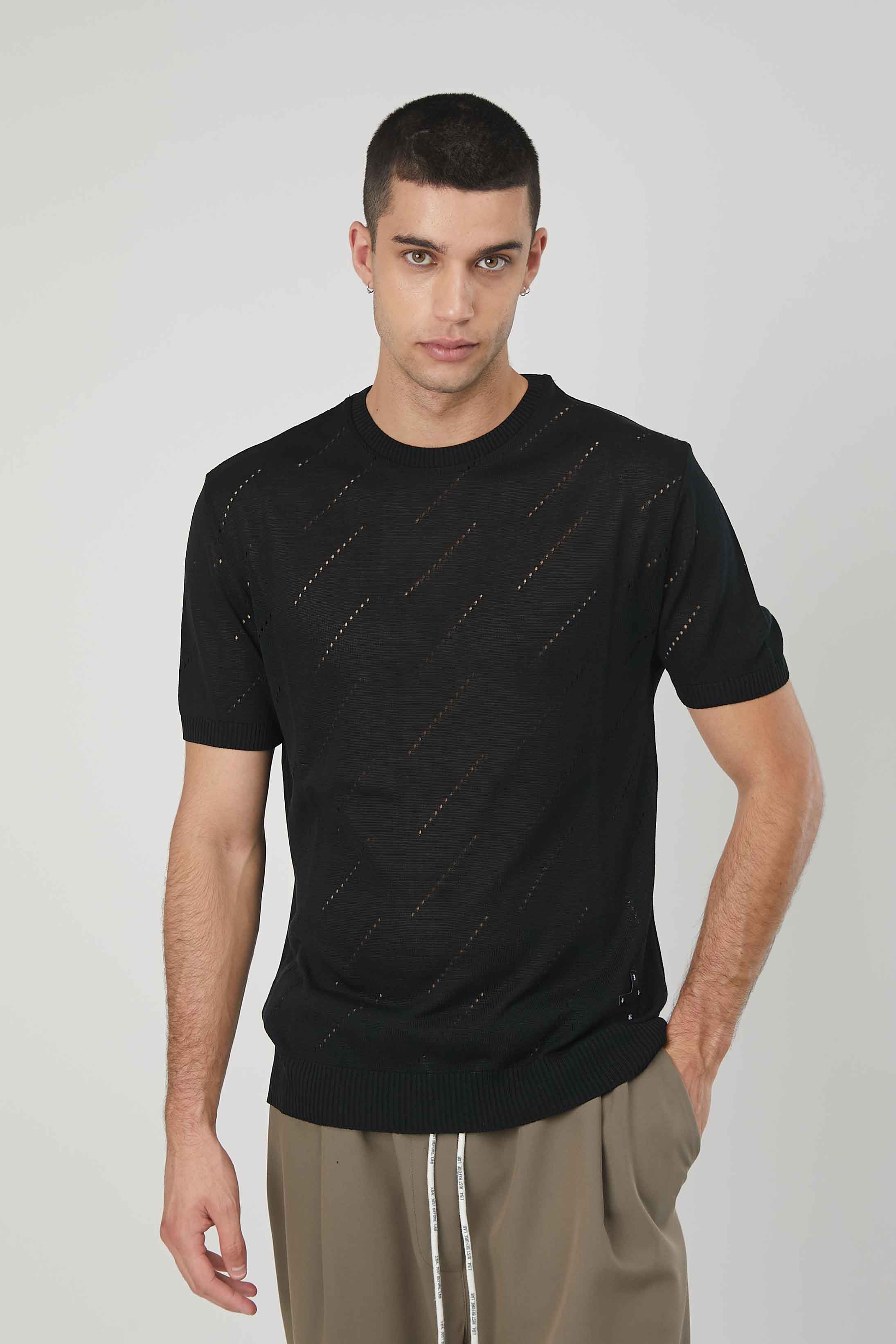 MAGLIA TRAFORATA BLACK