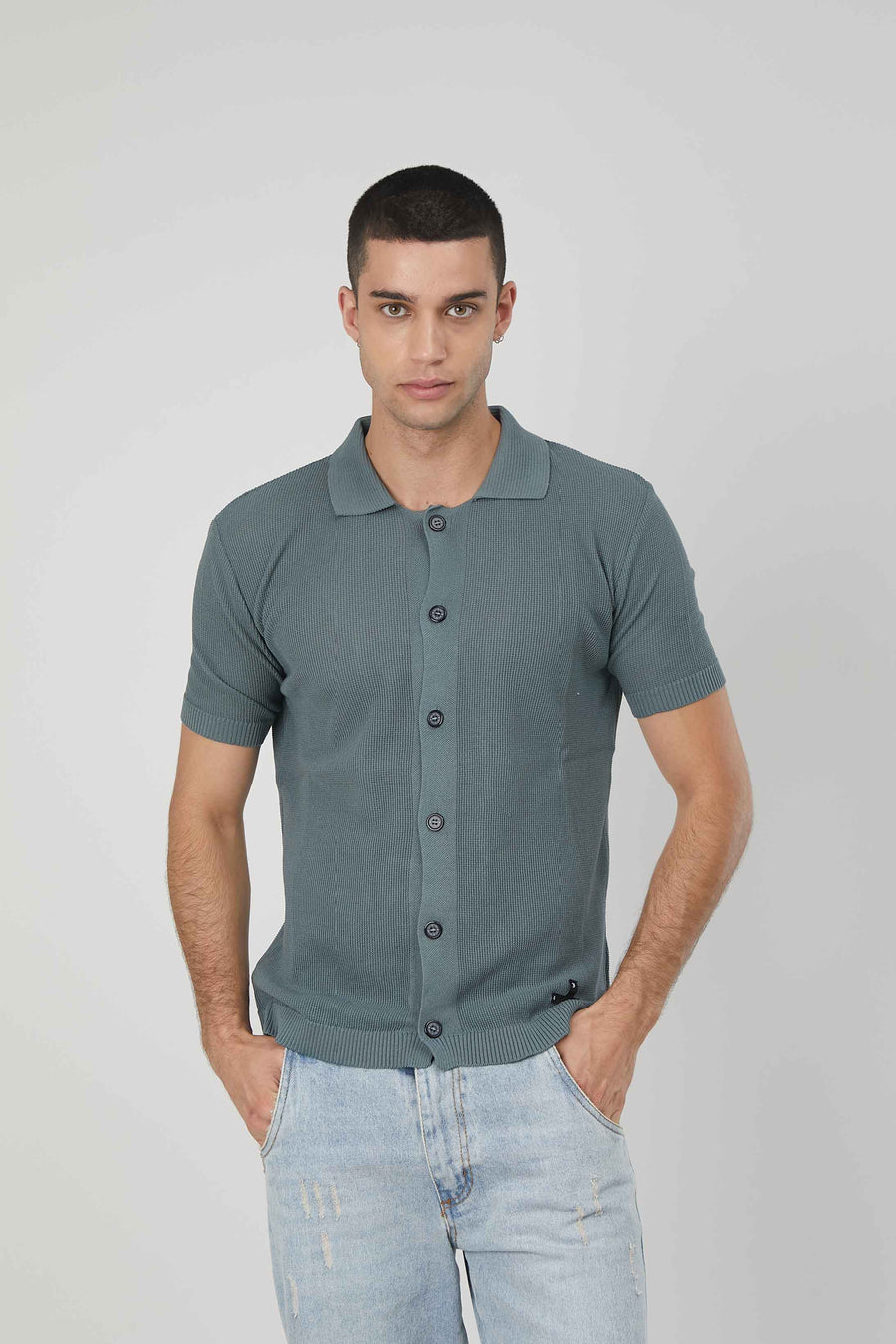 POLO WITH OCEAN BLUE BUTTONS