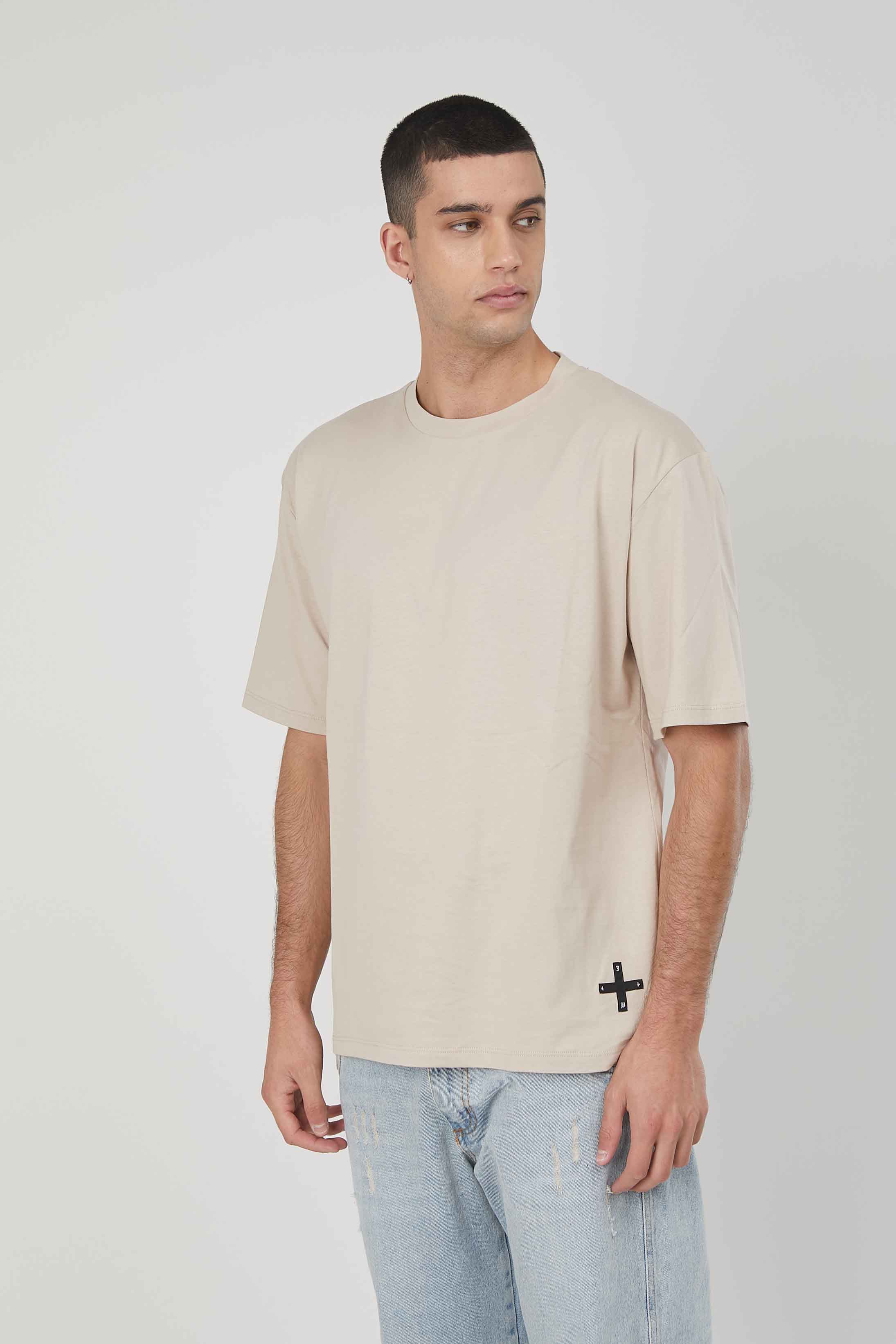 T-SHIRT ETICHETTA CROCE SAND