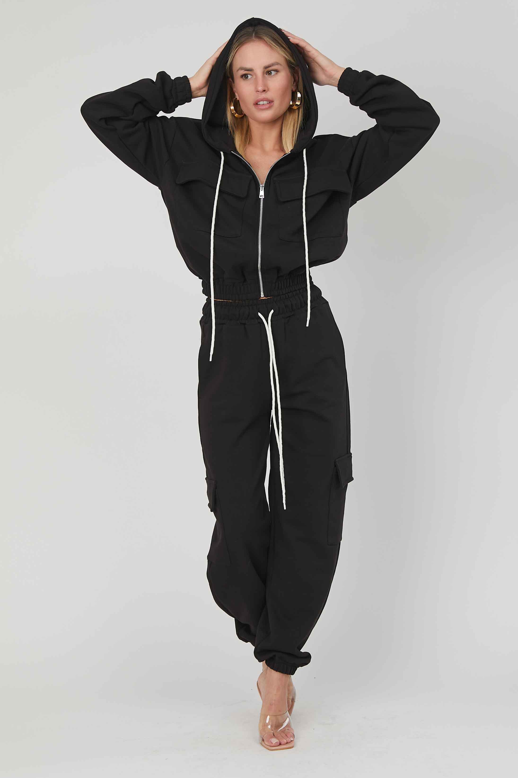 JOGGERS CARGO BLACK SWEATSHIRT