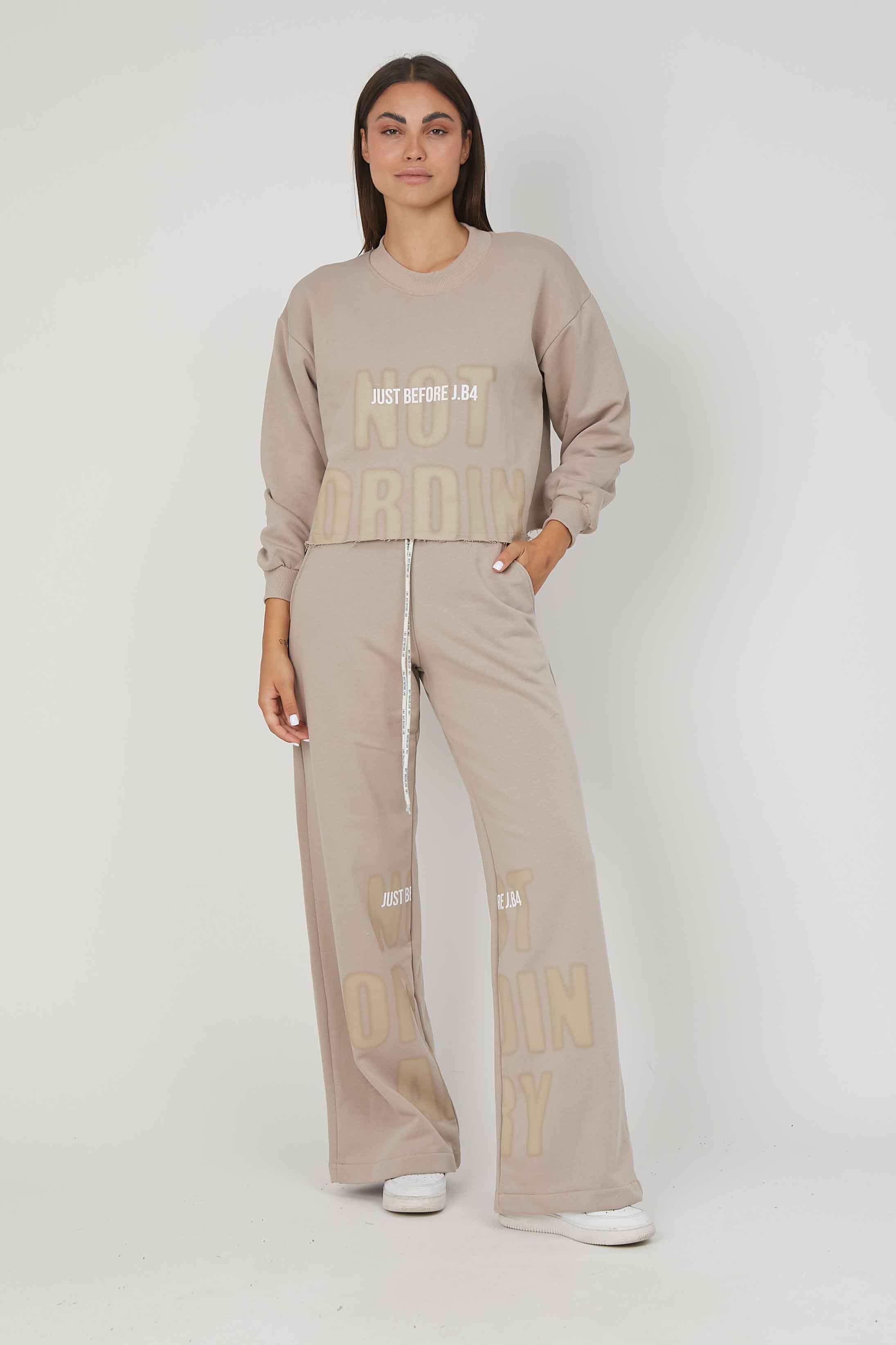 TROUSERS NOT ORDINARY SAND