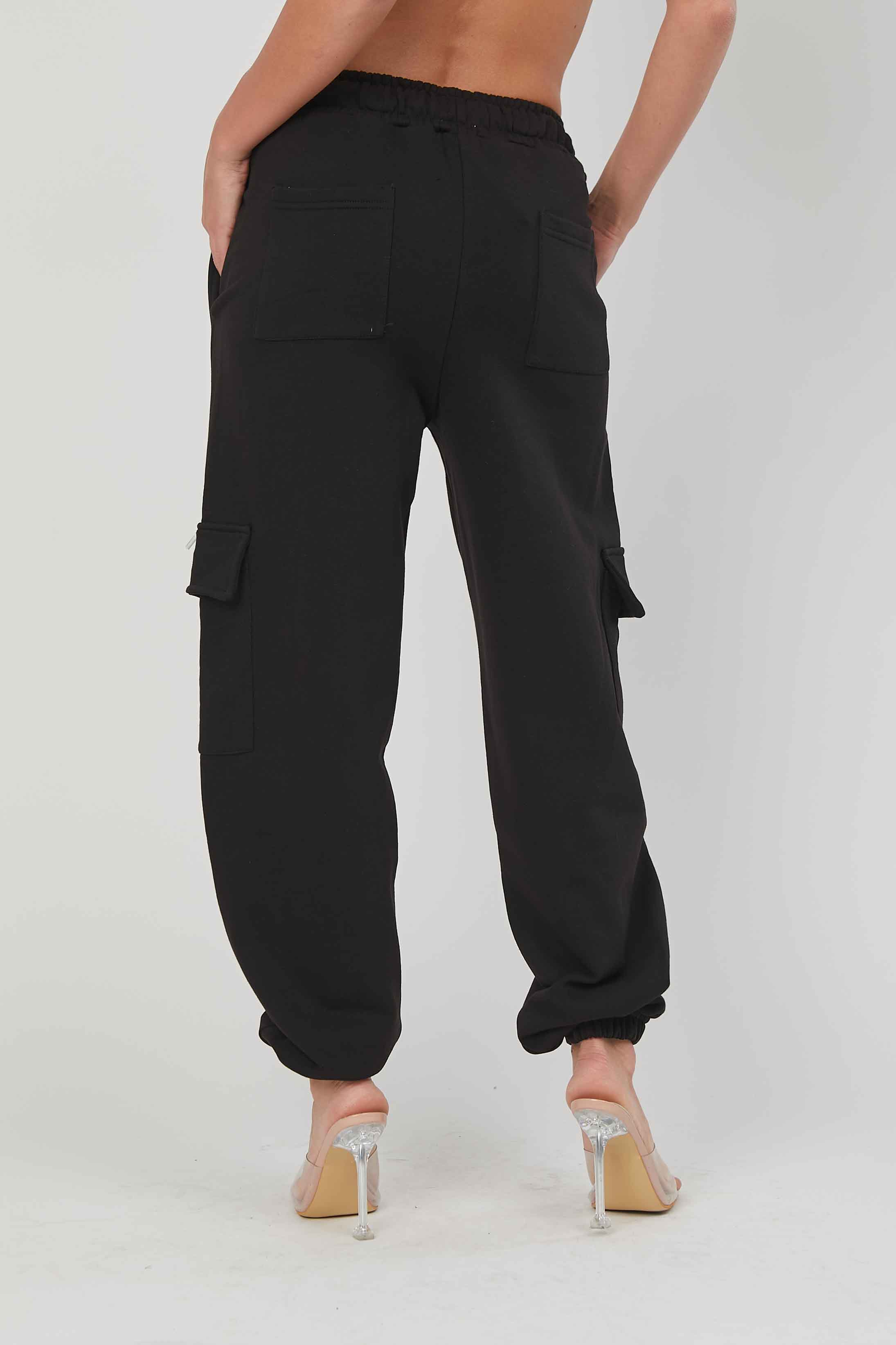 JOGGERS CARGO BLACK SWEATSHIRT
