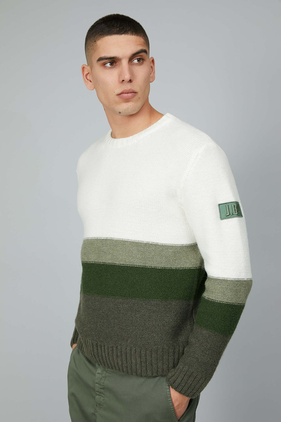 SHADED GREEN STRIPES SWEATER