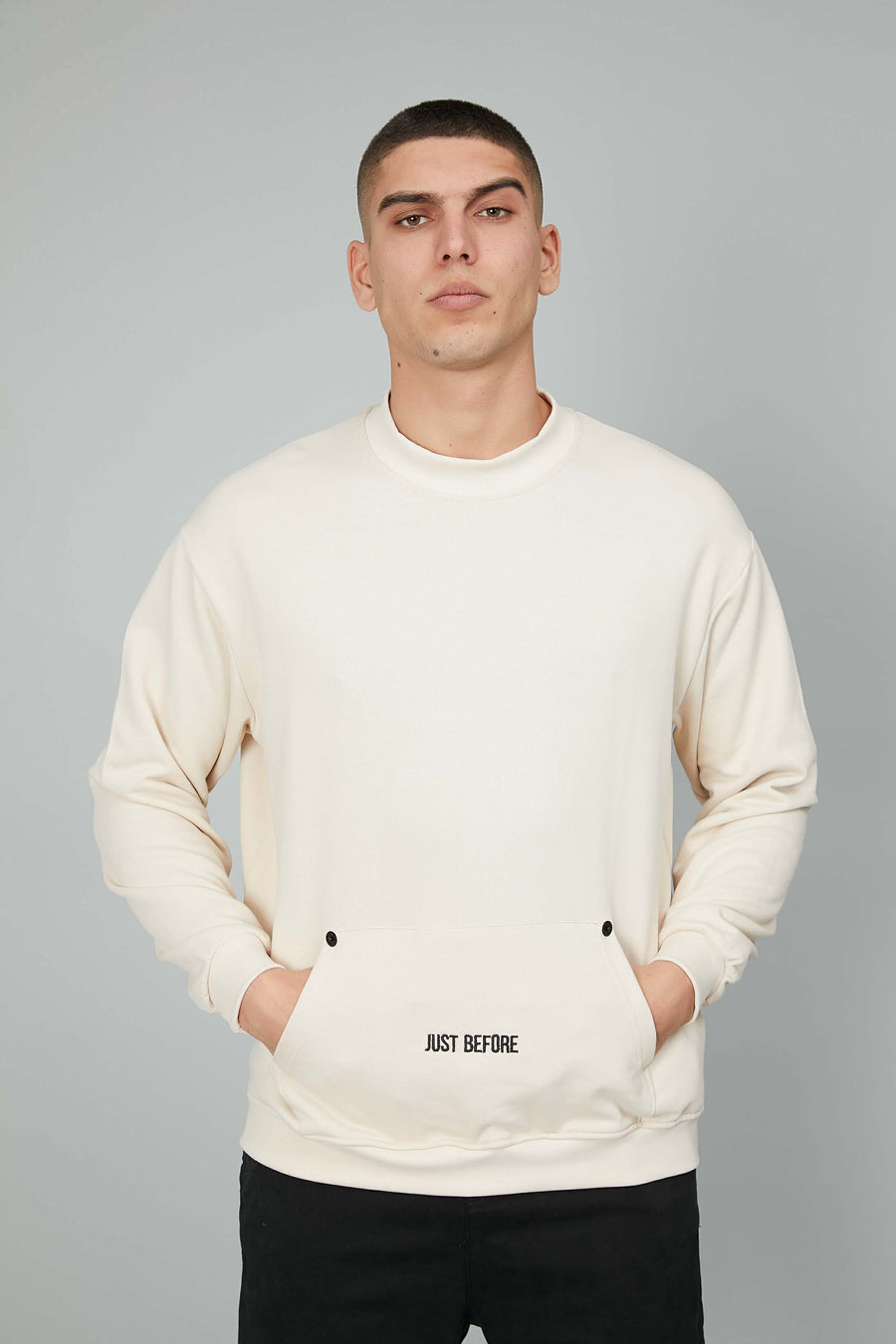 FELPA CON TASCA A MARSUPIO WHITE
