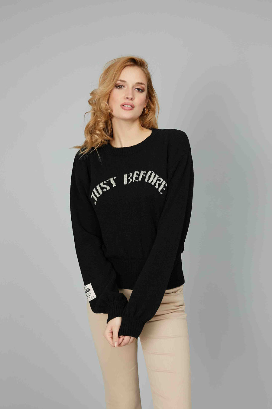 BLACK EMBROIDERED LOGO SWEATER