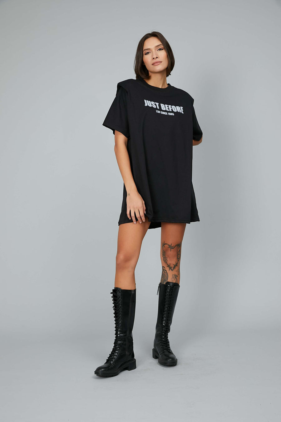 BLACK LONG T-SHIRT