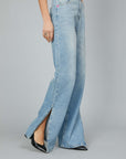 JEANS WIDE CHIARI CON SPACCO