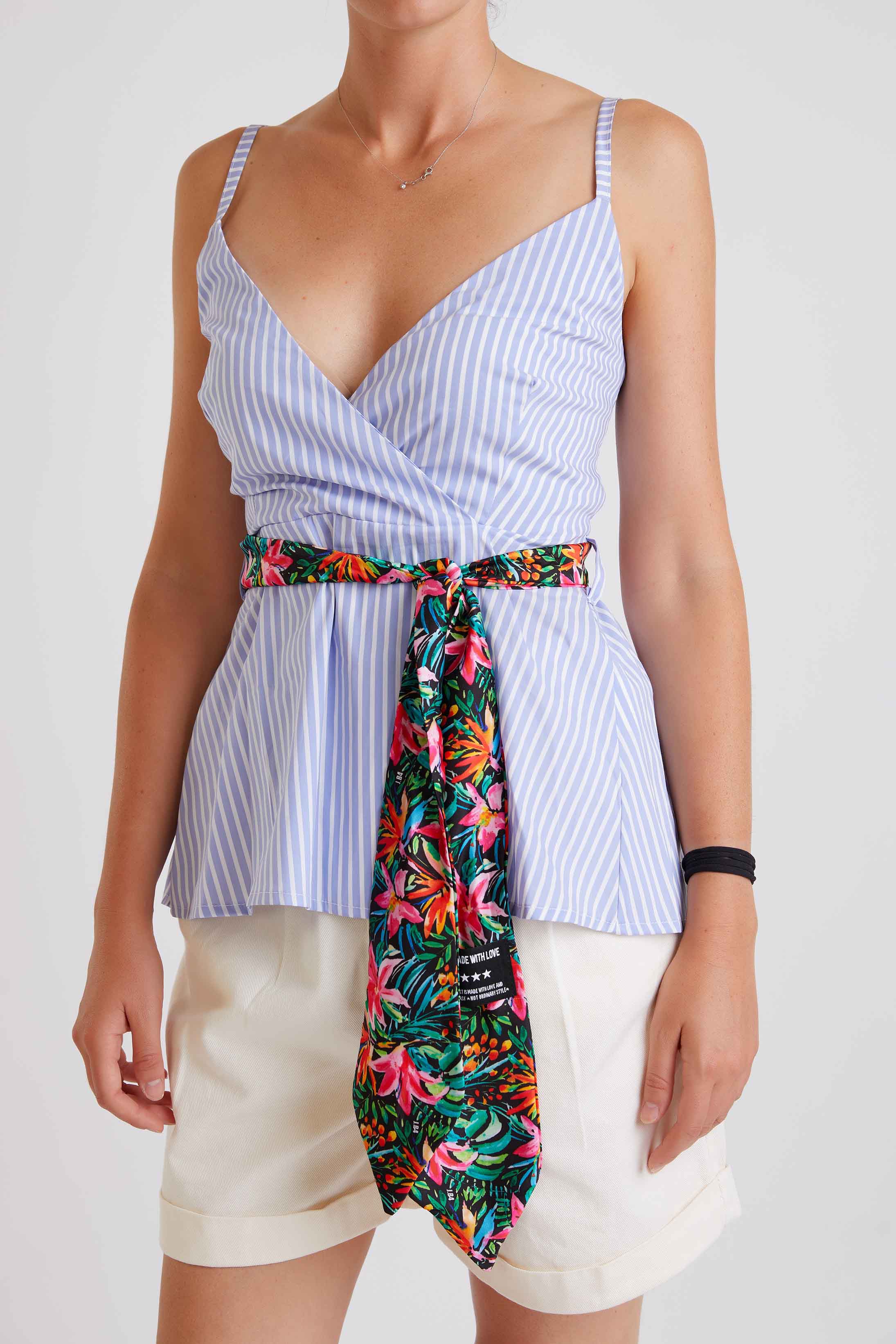 TOP POPELINE CON CINTURA FANTASIA