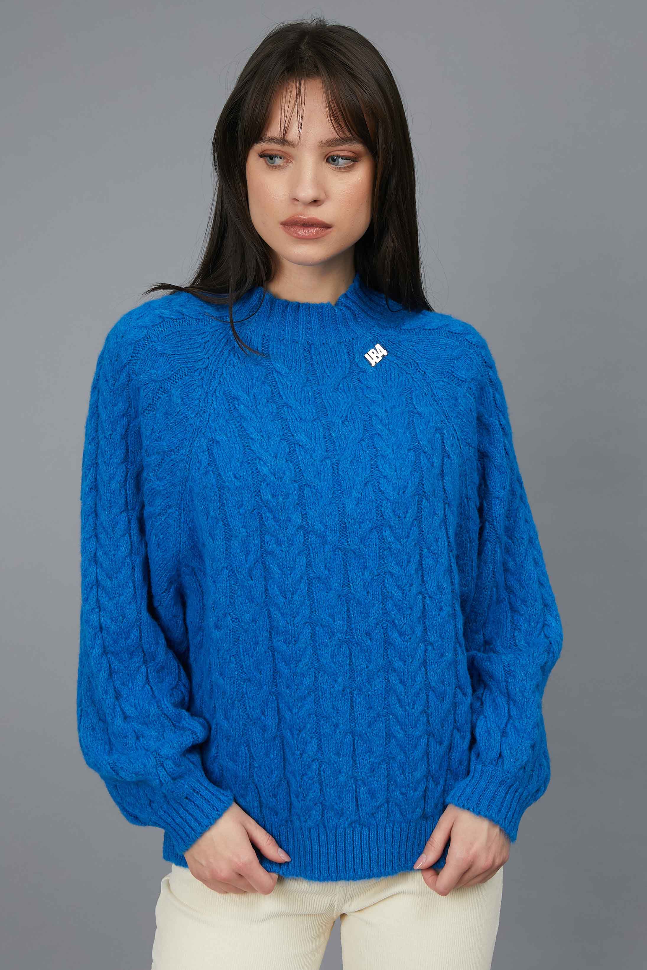 ROYAL BLUE BASIC TRECCE SWEATER