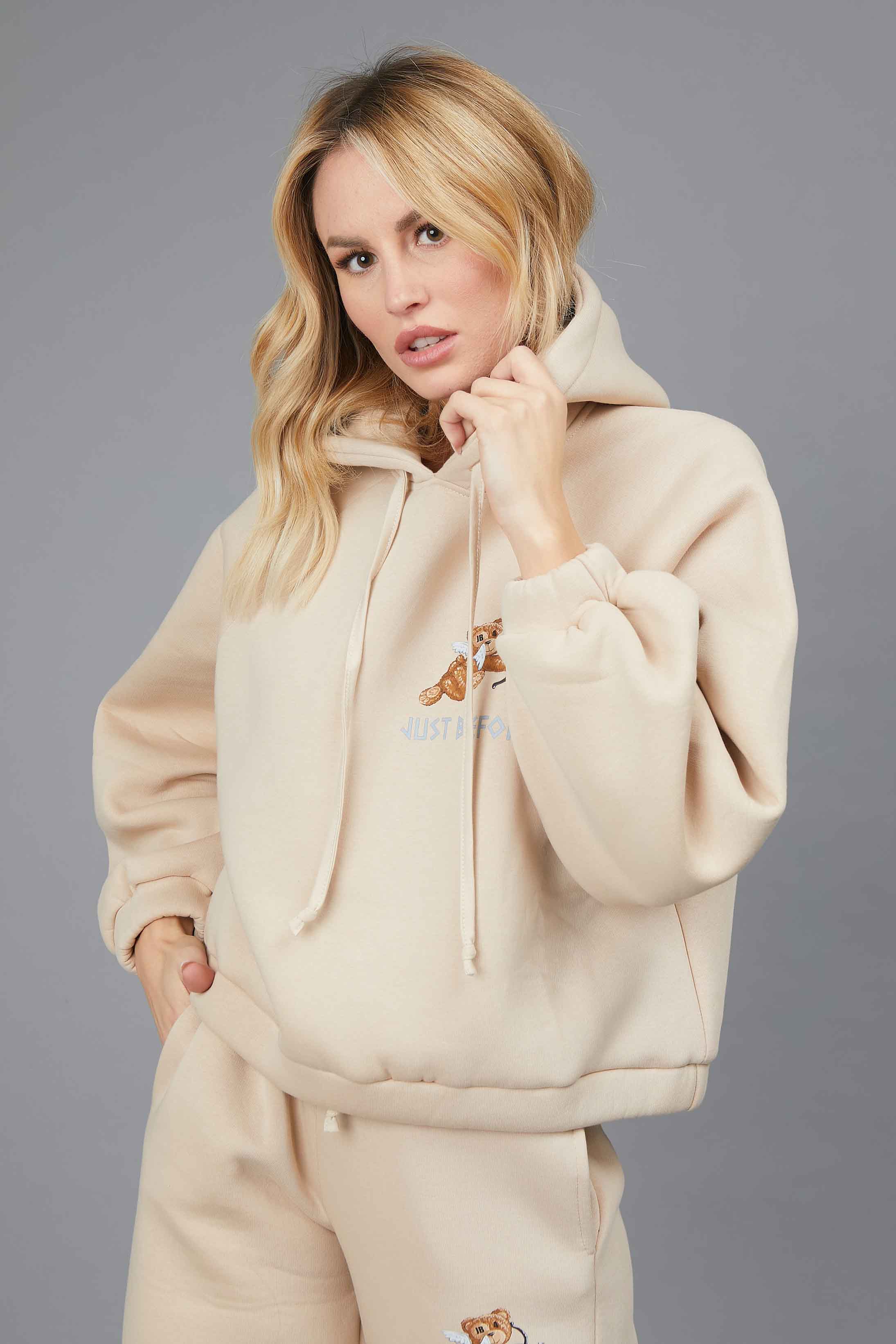 AVORY CUPID CLEARANCE SWEATSHIRT