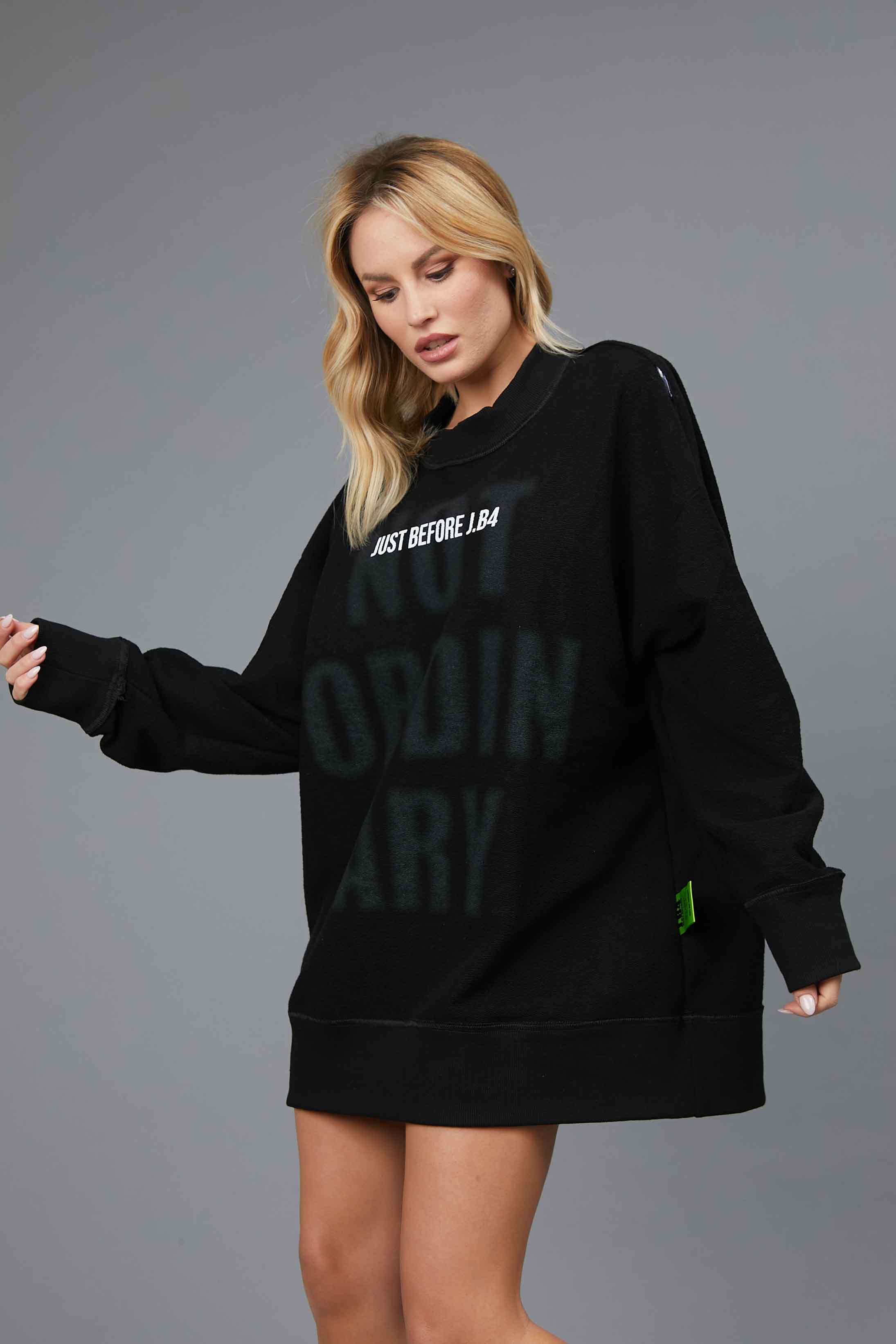 OVER B SIDE BLACK SWEATSHIRT