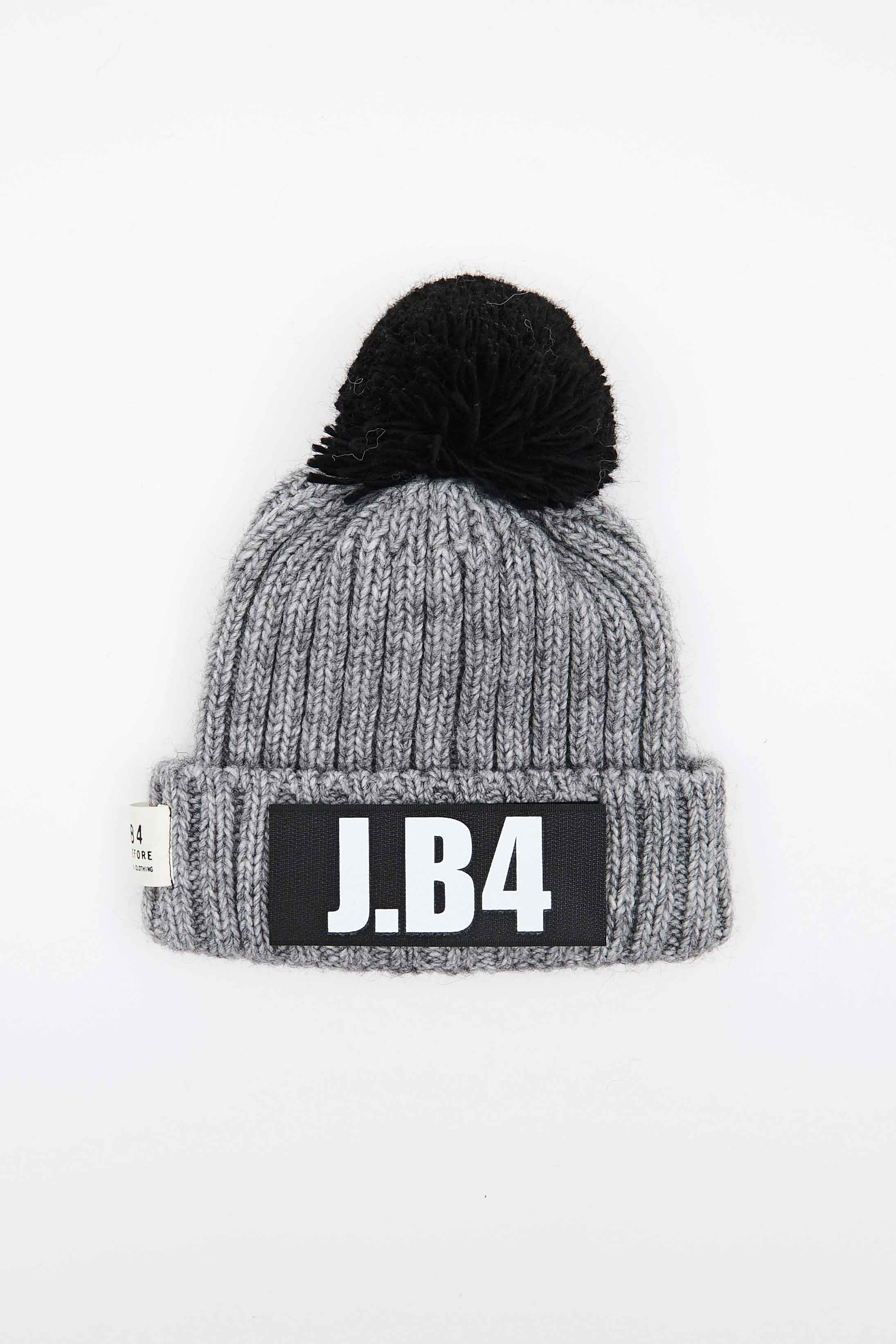 SPEAKING POMPON WOOL GRAY BEANIE