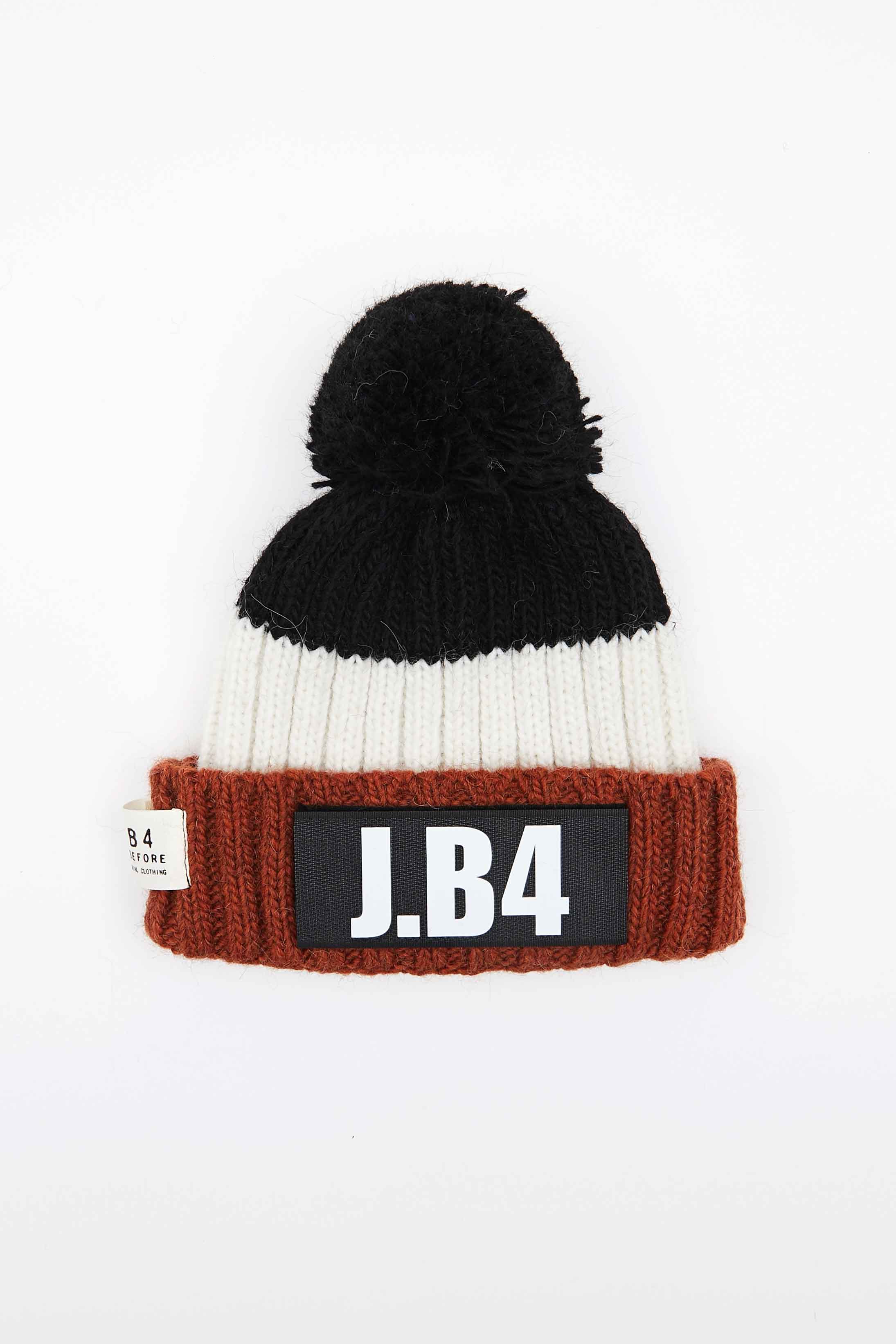 SPEAKING BEANIE POMPON ALPACA NERO-PANNA-ARANCIONE