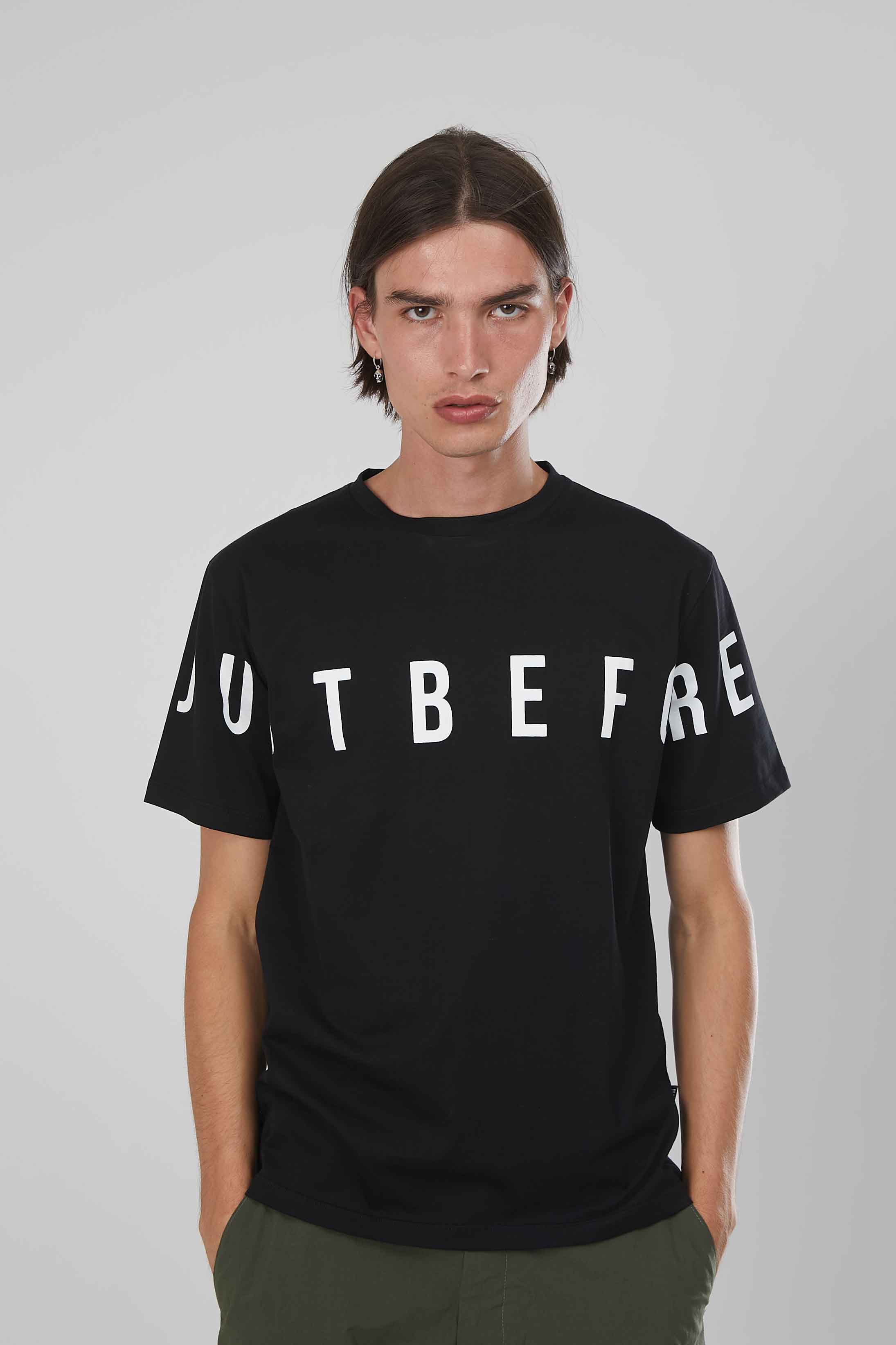 T-SHIRT JUST BEFORE BLACK