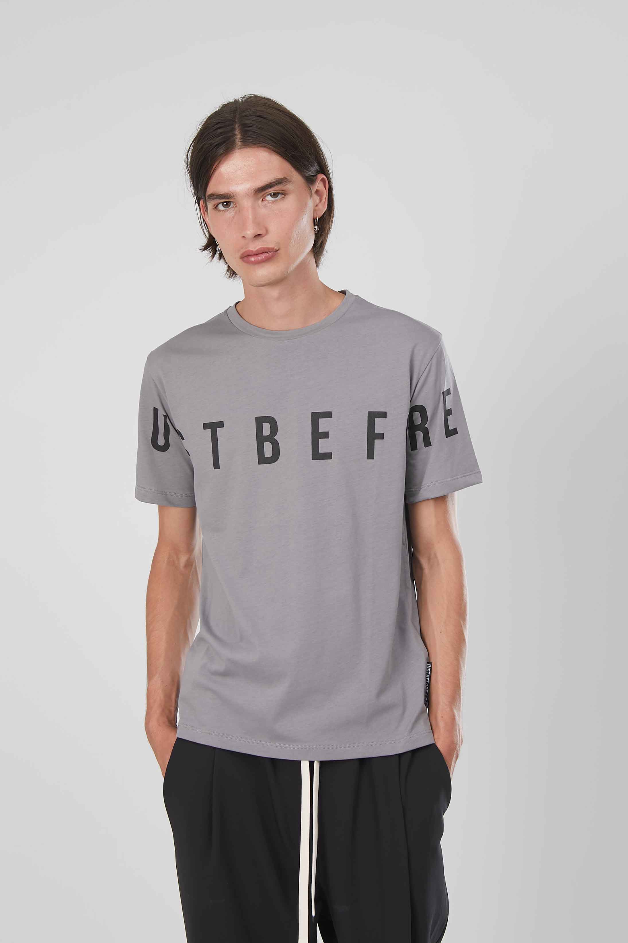 T-SHIRT JUST BEFORE GREY