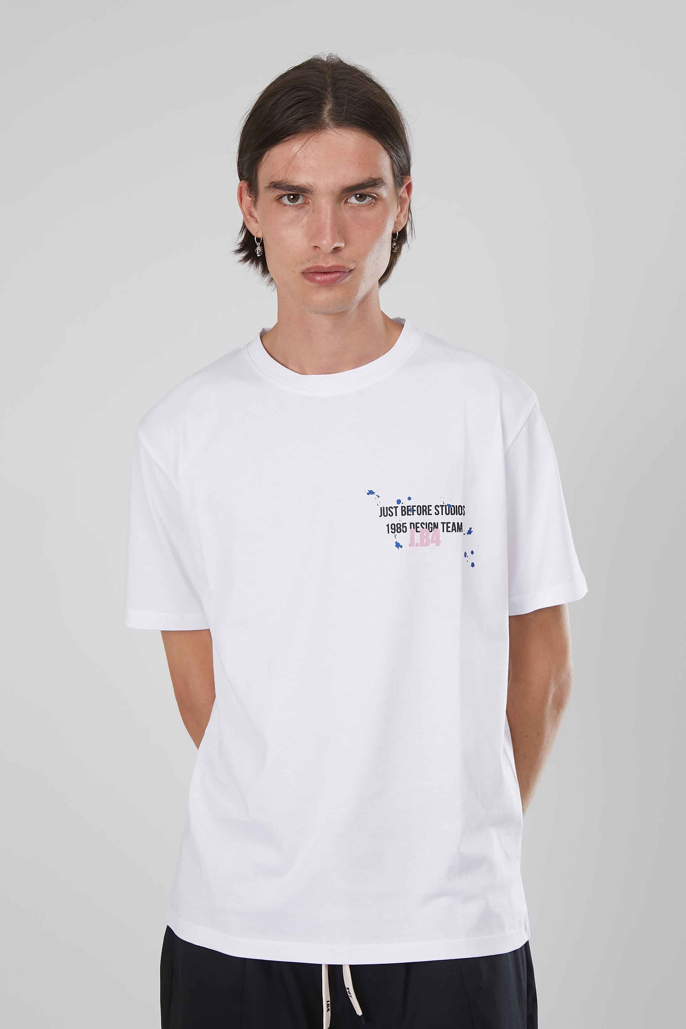 T-SHIRT DESIGN TEAM WHITE