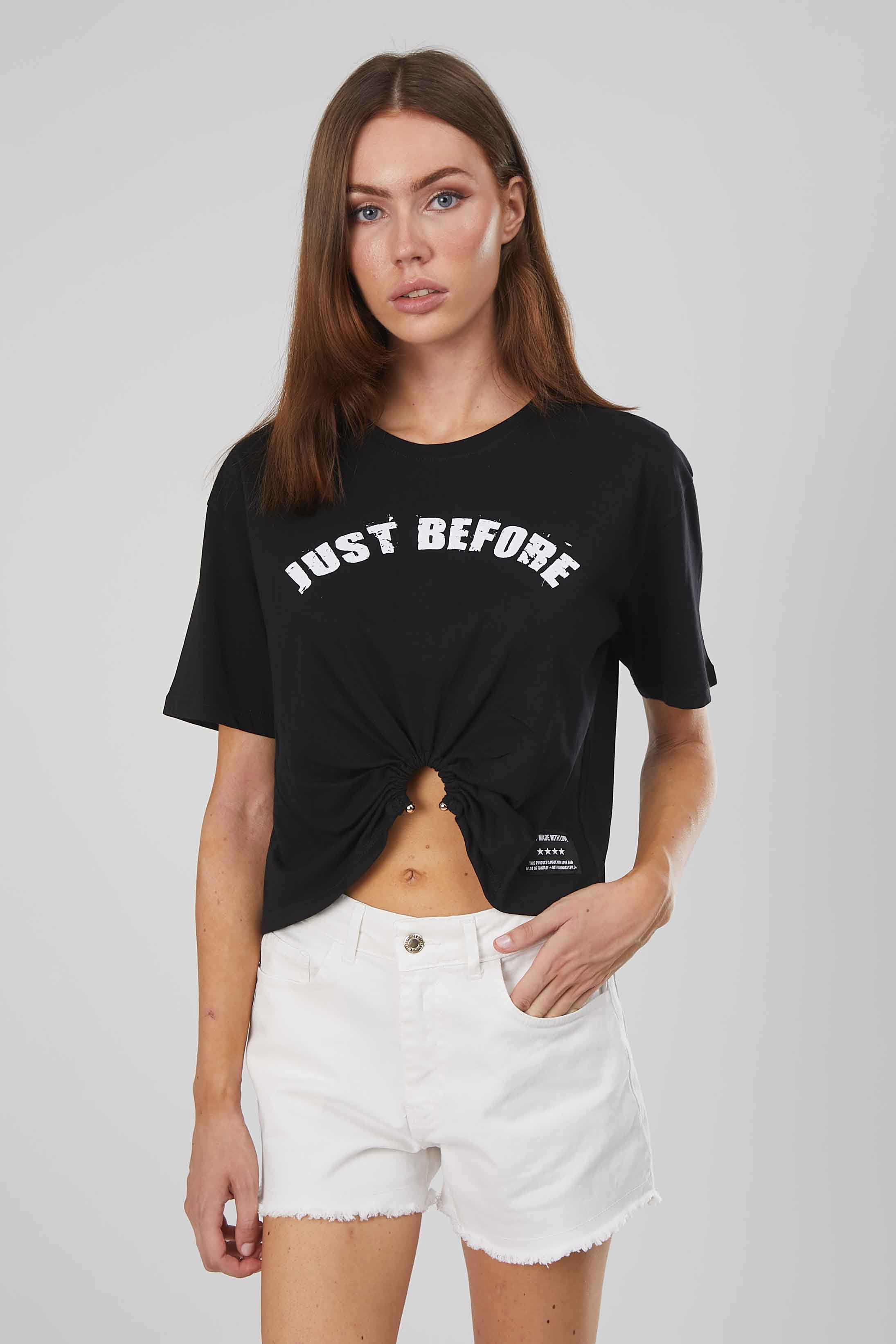 T-SHIRT CON ANELLO BLACK