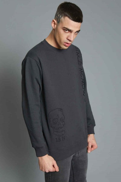 SWEATSHIRT WITH SKULL EMBROIDERY AND GRAY PRINT