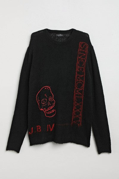 SKULL EMBROIDERED SWEATER AND BLACK INLAY WRITING