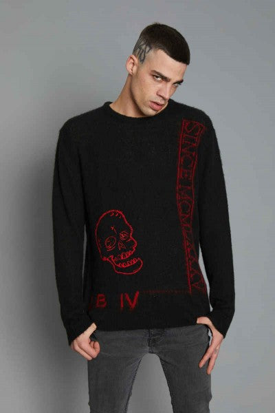 SKULL EMBROIDERED SWEATER AND BLACK INLAY WRITING