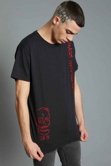 T-SHIRT WITH BLACK SKULL EMBROIDERY