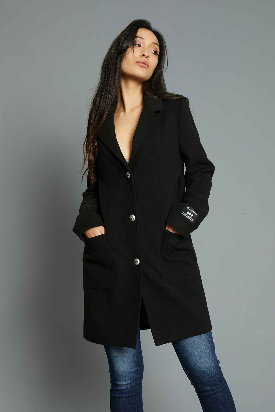 CLOTH COAT WITH BLACK MARTINGALE